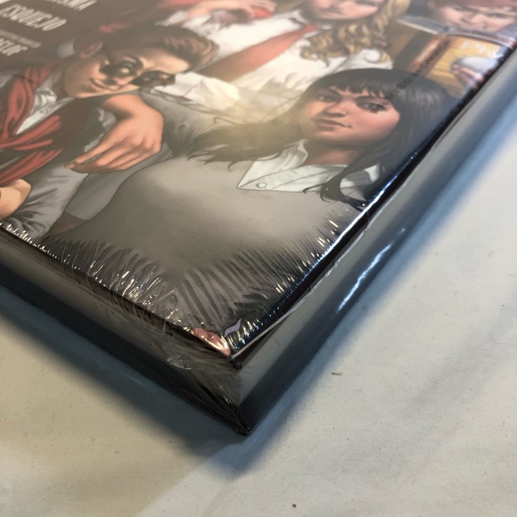 Morning Glories Volume 2 Deluxe Collection New Sealed Hardcover Image Comics - Picture 9 of 10